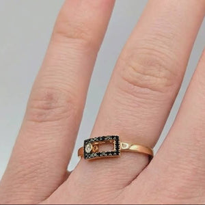 Bague en Or Jaune avec Diamants Noirs et Blanc 18k - 2.59 G