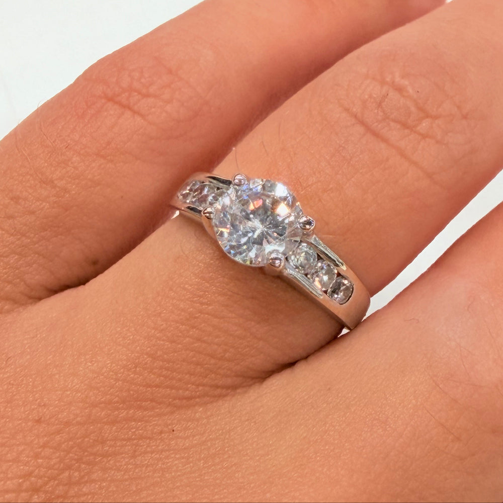 Bague Solitaire Or Blanc et Zirconium 18k