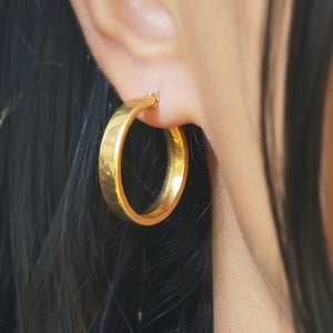 Boucles d'oreilles créoles en or jaune 18k -  3.48 G