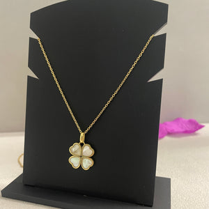 Collier Trèfle Or Jaune 18K 6.18 Grs