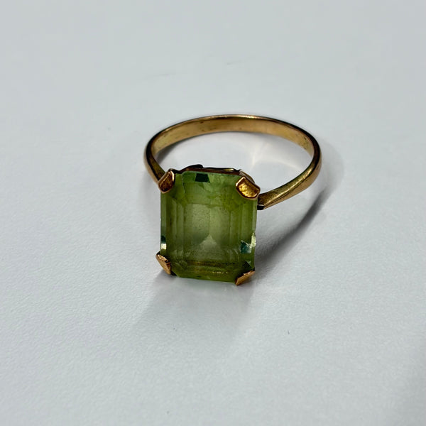 Bague empierrée en Or Jaune