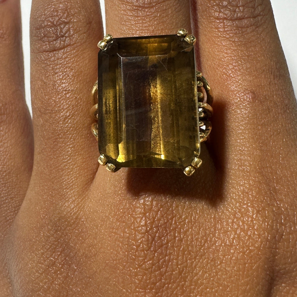 Bague empiérée en Or Jaune 18 Carats