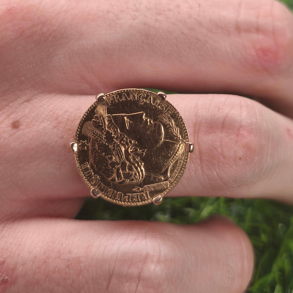 Chevalière en Or jaune Pièce 10 Francs - 6.12G - Taille 56