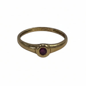 Bague en Or Jaune 18k avec pierre rouge