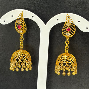 Boucles d'oreilles dormeuses en or jaune 18 K