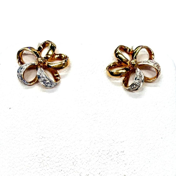 Boucles d'oreilles fleurs en Or jaune 18K - 1.49g