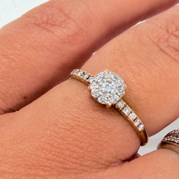 Bague or jaune 750 avec diamants