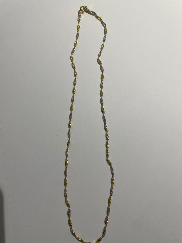 Collier Ras du Cou en Or Jaune et Blanc 18K 4.33 Grs
