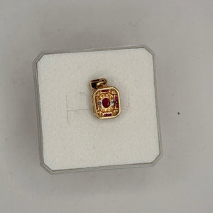 Pendentif Or Jaune 750/1000 avec Rubis et Diamants