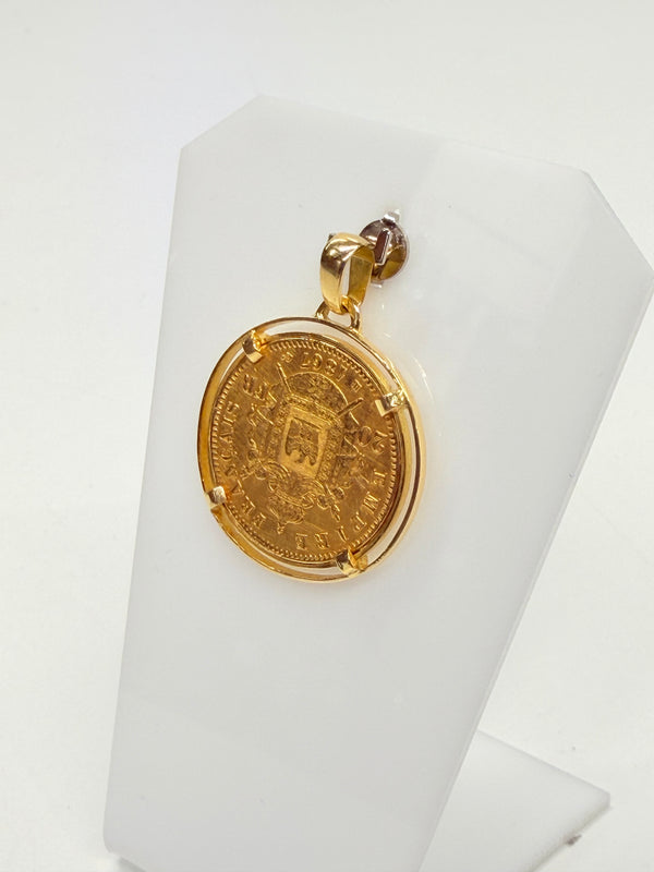 Pendentif en Or Jaune 18K - 8.87 Grs