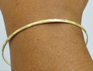 Bracelet jonc en Or Jaune 18K  5.84 Grs