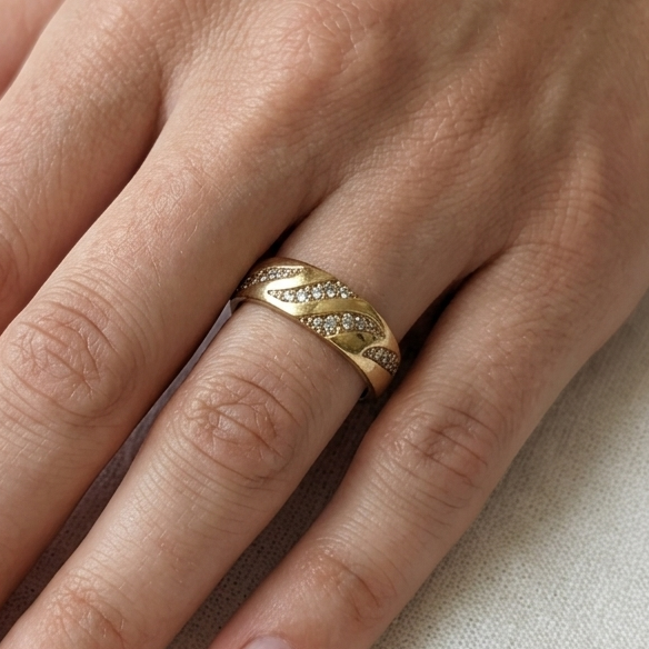 Bague Demi Tour Or Jaune Diamants 18K - 1.55G - Taille 53