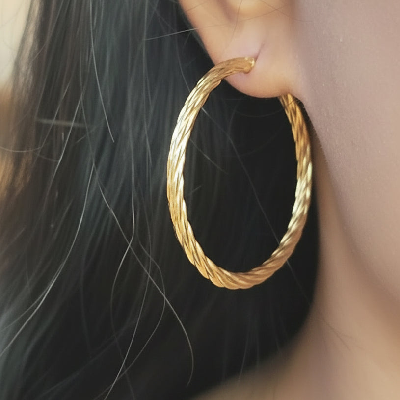 Boucles d'Oreilles Créoles en Or Jaune 18k