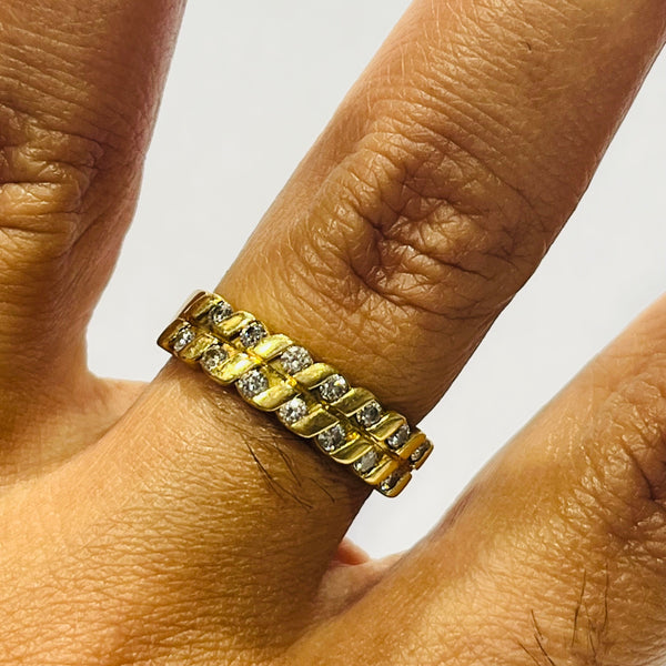 Bague Demi Tour avec Diamants en Or Jaune 18K