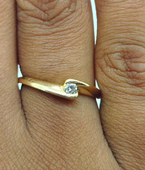 Bague Solitaire Or Jaune 18K avec Diamant