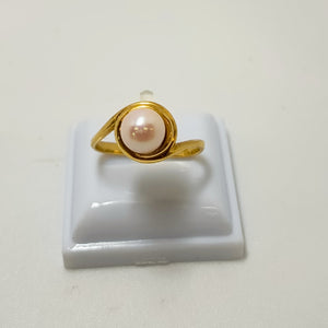 Bague Solitaire Or Jaune 18 Carats avec Perle Classique