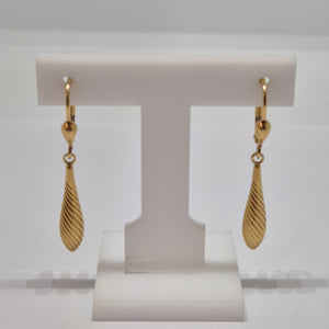 Boucles d'oreilles en or jaune 18 carats Poids -2.15 Grs