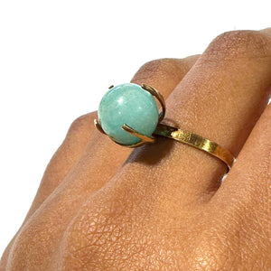 Solitaire en or jaune 18 carats avec agate nature