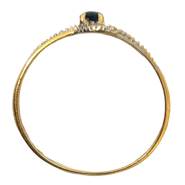 Bague en or jaune avec saphir diamant