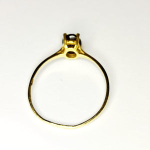 Bague en or jaune 18 carats avec grenat – T 58