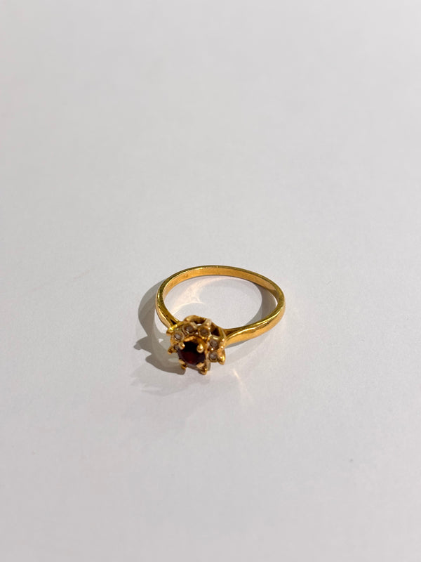 Bague Marguerite en Or Jaune avec Diamants et Pierres