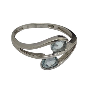 Bague en Or Gris 18K avec  topazes