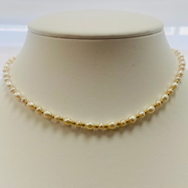 Collier Ras du Cou en Or Jaune 18K avec Perles