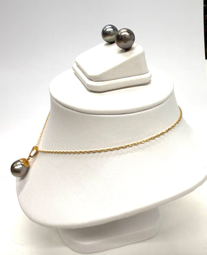 Parure collier et boucles d'oreille en Or 18k avec perles de tahiti