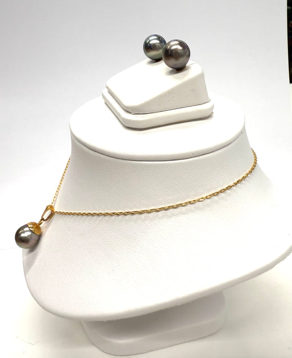 Parure collier et boucles d'oreille en Or 18k avec perles de tahiti