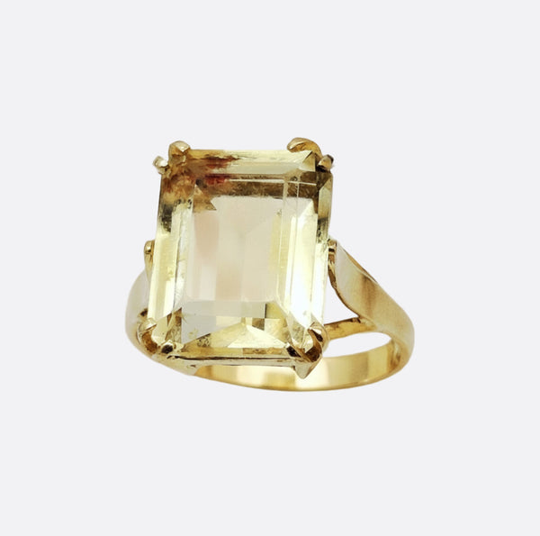 Bague Citrine en Or Jaune 18 K - 4.03 G