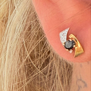 Boucles d'oreilles or 750 avec diamant
