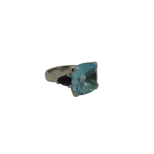 Bague en or blanc 18K avec aigue marine centrale - T 57