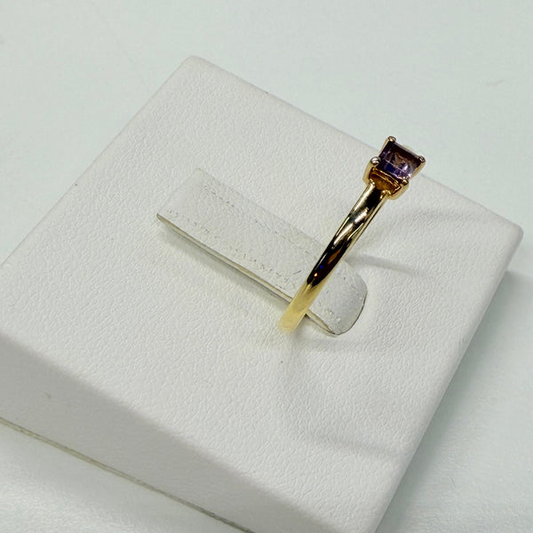 Superbe bague en or jaune 18k avec Améthyste