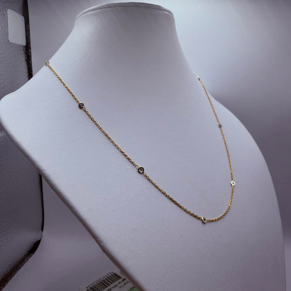 Collier Ras du Cou en Or Jaune 18K - Diamants - 2.56G