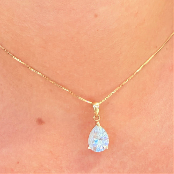 Pendentif Solitaire en Or Jaune 18 K -  1.89 G