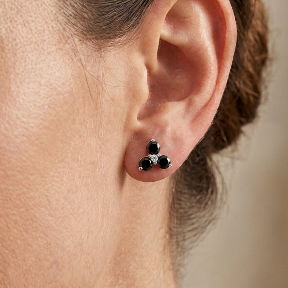 Boucles d'oreilles clous en onyx et diamant 14K - 2.01 G