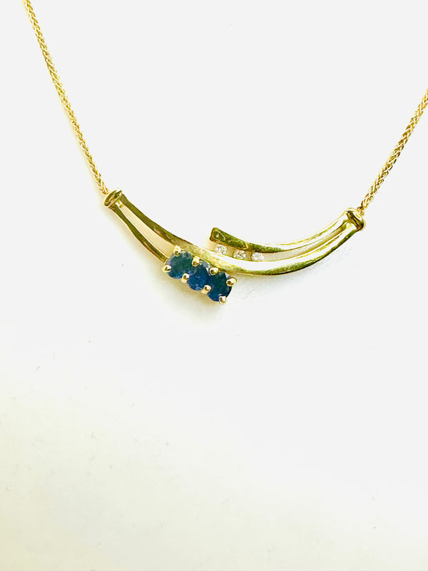 Collier Princesse en Or Jaune avec Diamants et Saphirs