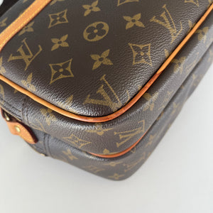 Sac à bandoulière Louis Vuitton  en toile Monogram marron,