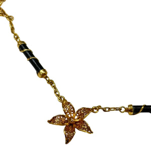 Collier Princesse Fleur en Or Jaune 18k avec Corail