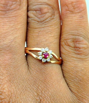 Bague en or jaune 18 carats avec oxyde de zirconium