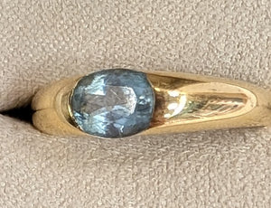 Bague en Or Jaune 18K avec Aigue Marine 2.37 Grs - Taille  52.5