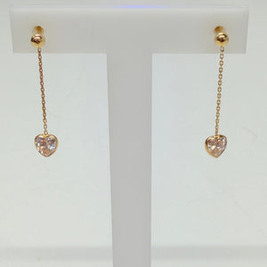 Boucle d'oreille en or jaune 18k avec zirconium