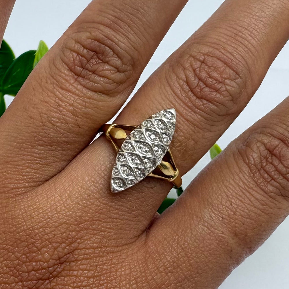 Bague Marquise OR Jaune et Blanc 18K - 3.20 G - T 56