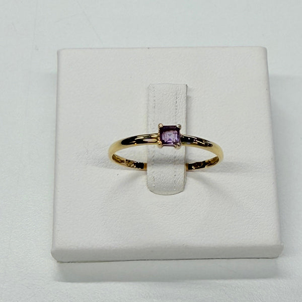 Superbe bague en or jaune 18k avec Améthyste