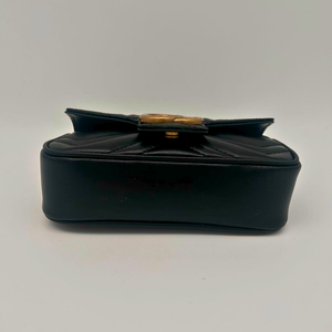 Mini sac à bandoulière Gucci Marmont en cuir noir