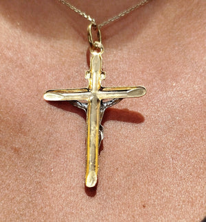 Pendentif Croix en Or Jaune 18K - 1.63 Grs