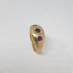 Bague en or jaune 18k avec rubis (9.52g, taille 62)