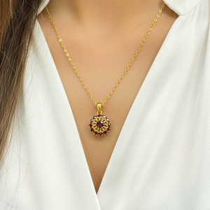 Pendentif médaillon Or Jaune 13 Grenats