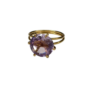 Bague en or jaune 18k et améthyste
