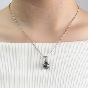 Pendentif perle de culture et diamants en or 18k - 2.75 G